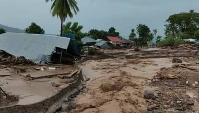 Banjir Bandang dan Tanah Longsor Menerjang Ngada NTT, Belasan Orang Dikabarkan Hilang