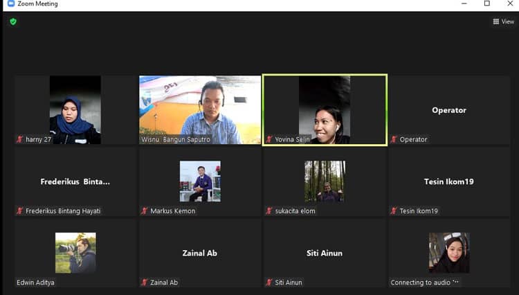 Merangkai Cerita Melalui "Photo Story"