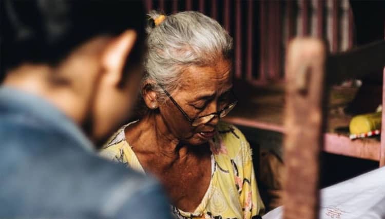 Peringati Hari Batik, UC Surabaya Jaga Citra Batik Artisan Tuban dengan Konsep Sustainable Fashion