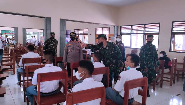 Ratusan Pelajar SMK di Kabupaten Majalengka Kembali Divaksinasi
