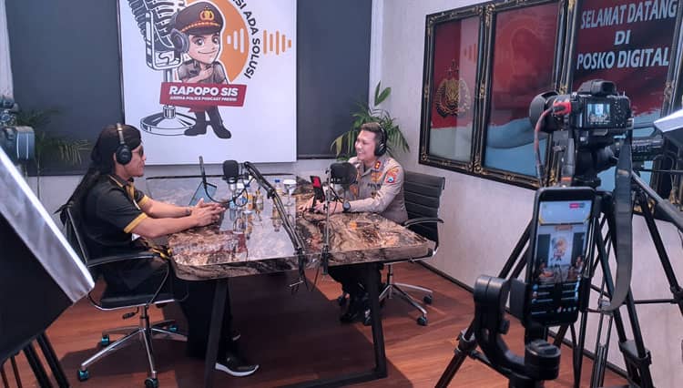 Gus Miftah Tamu Pertama Podcast Rapopo Sis Polresta Malang Kota