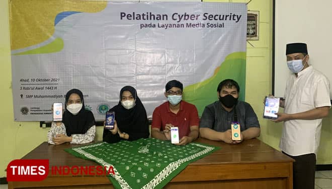 PKM UAD Beri Pelatihan Cyber Security Bagi Anggota PCNA dan PCPM Banguntapan Bantul