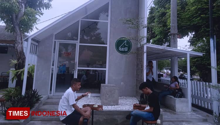 SATO Cafe, Tempat Nongkrong Kekinian dengan Harga Merakyat di Mataram