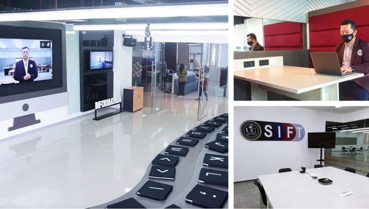 School of Information Technology UC Surabaya Kembangkan The Classroom of Tomorrow