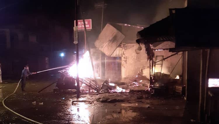 Kebakaran Melahap Pasar Sumpiuh Banyumas, Diduga Akibat Korsleting
