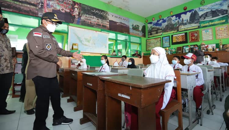 PTM 100 Persen Kota Malang Dimulai 10 Januari, Seluruh Sekolah Diminta Siap-Siap