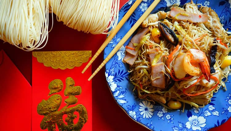 7 Makanan Khas Imlek yang Dipercaya Membawa Hoki
