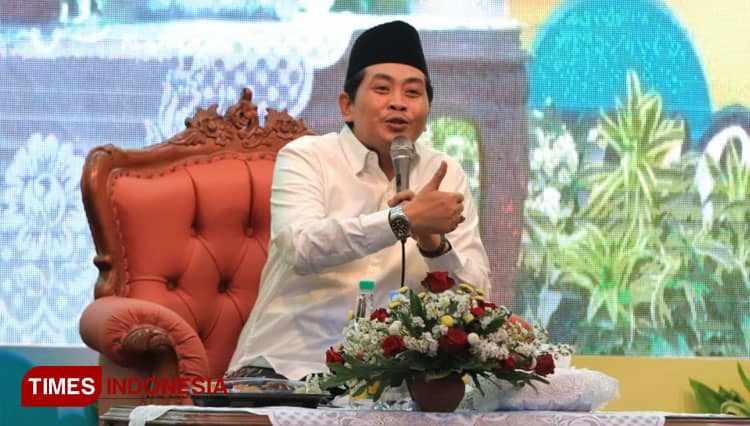 Pasuruan Resik, Datangkan KH.Anwar Zahid