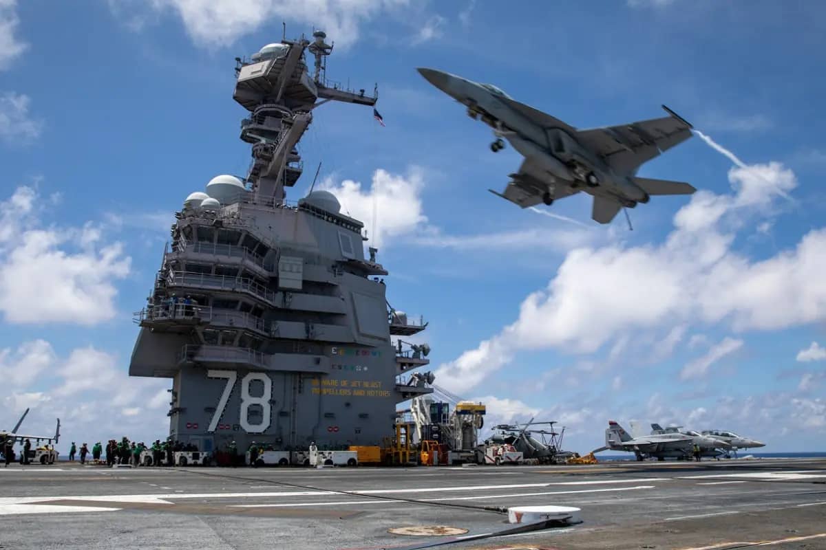 USS Gerald R Ford Ditarik, Sinyal Pergeseran Kekuatan AS di Timur Tengah