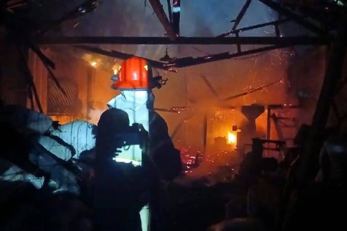 Penggilingan Padi di Ciamis Terbakar Tengah Malam, Kerugian Capai Rp200 Juta