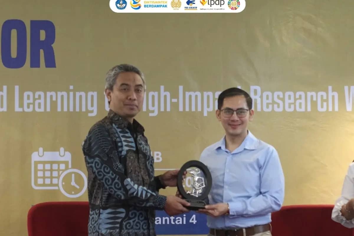 FBS Unesa Libatkan 384 Akademisi dalam Program VTP, Bahas AI dan Publikasi Internasional