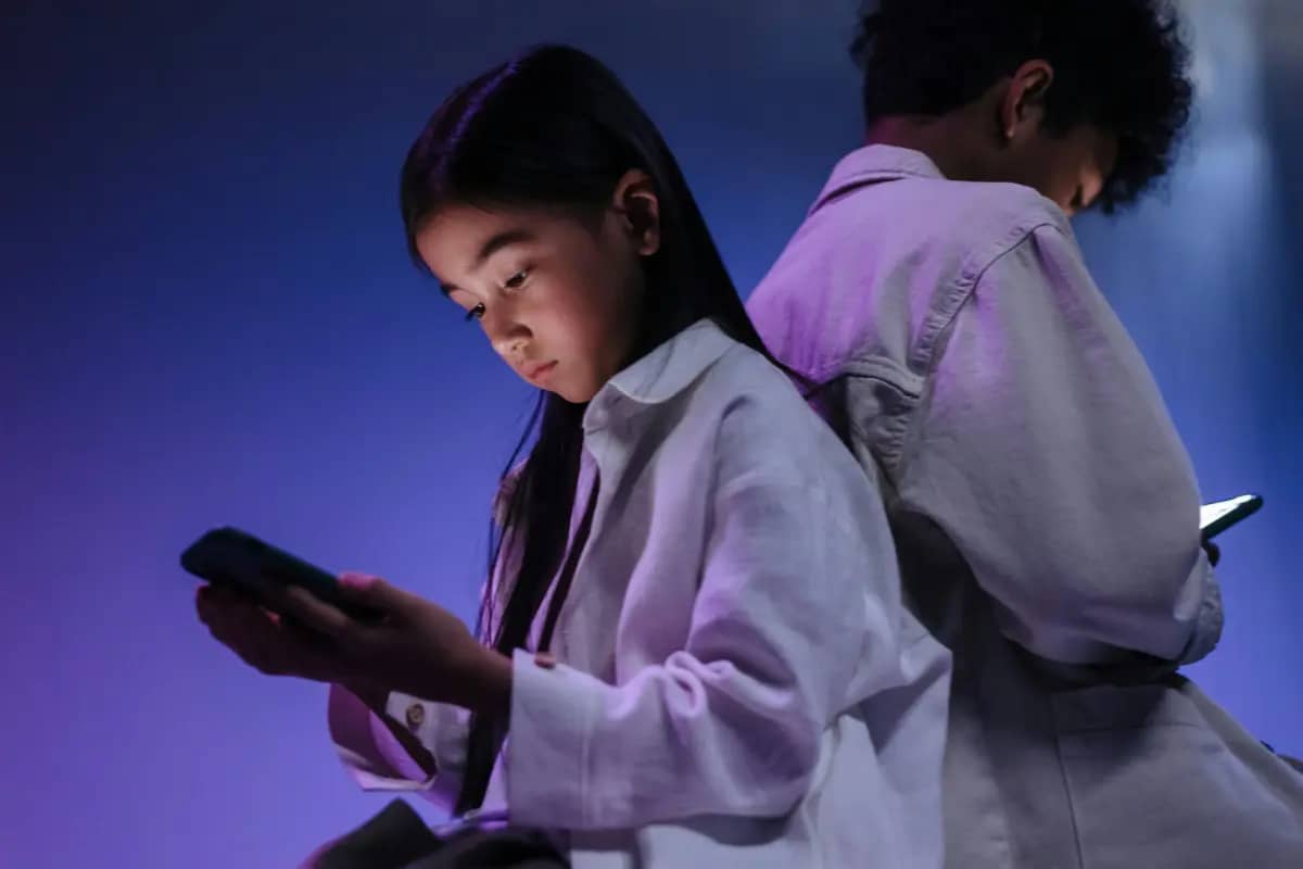 Saatnya Tegas Mengatur Ruang Digital 