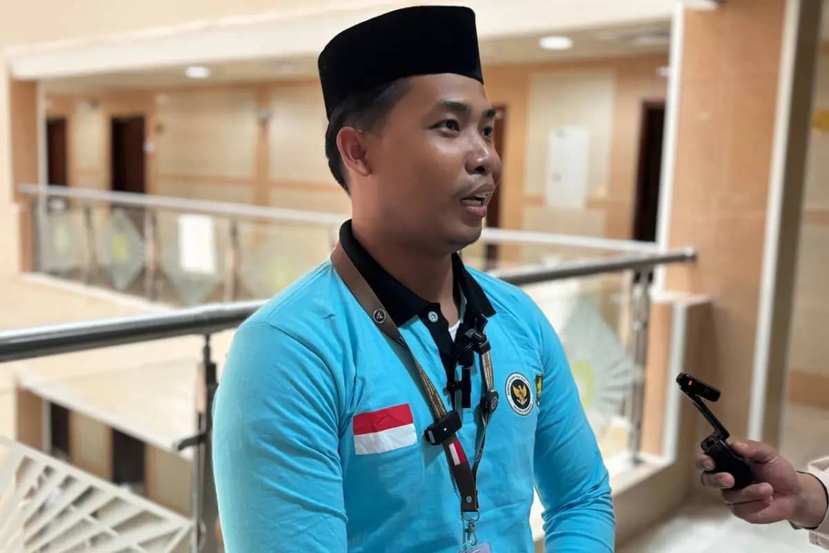 Tak Ikut KBIHU, Jemaah SUB 77 Belajar dari Video dan Saling Jaga Satu Sama Lain