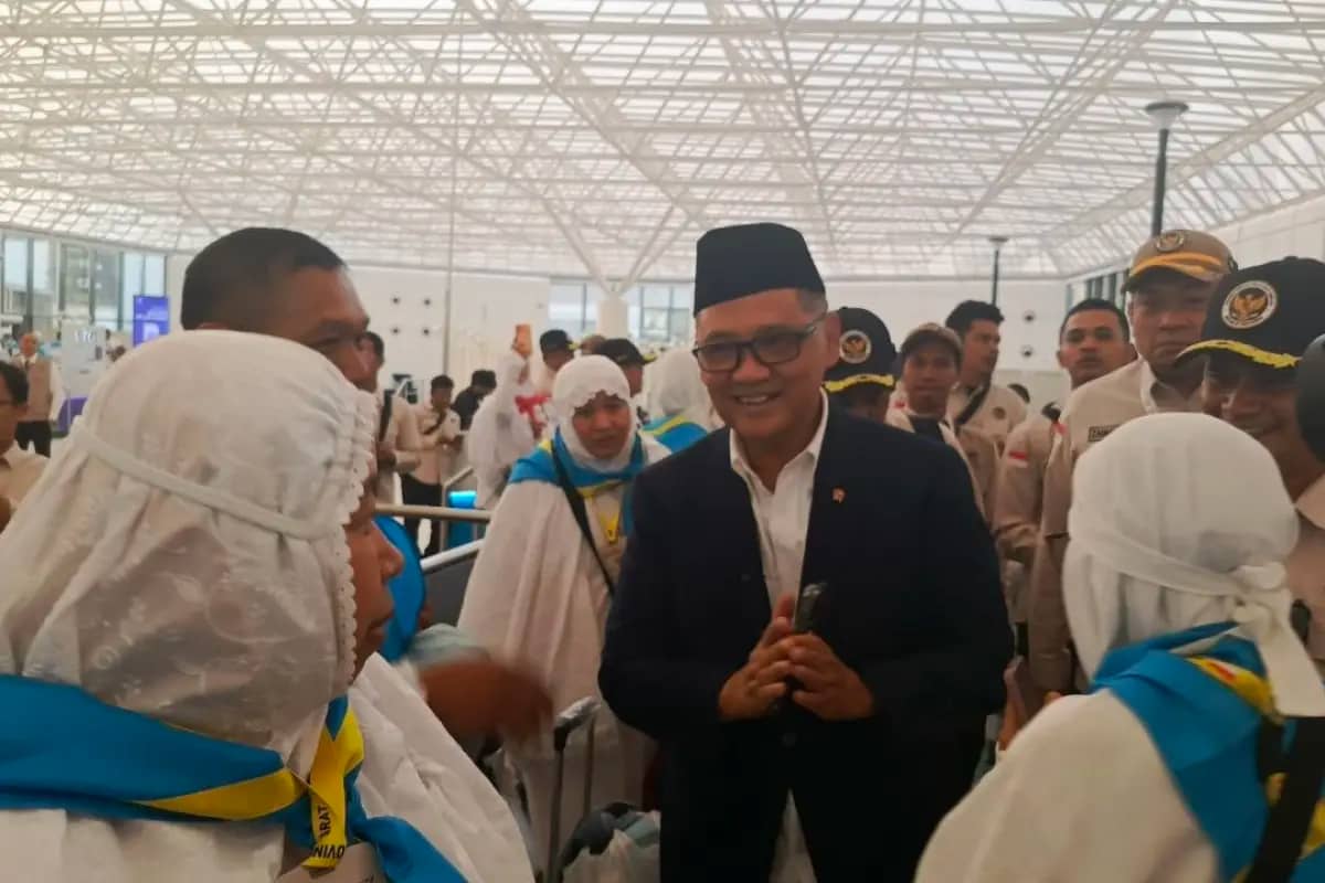 Pimpin Rombongan Amirulhaj, Menhaj Soroti Kesiapan Tenda hingga Transportasi Jemaah Haji