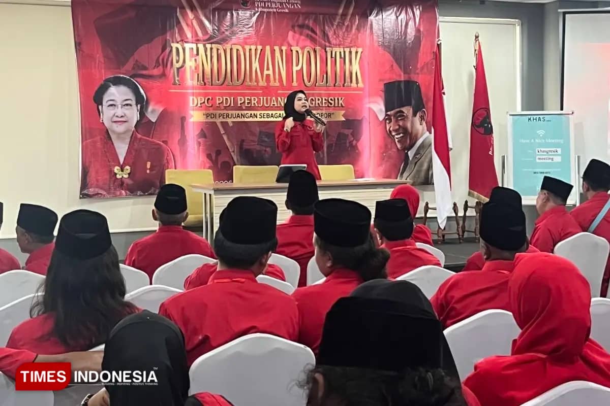 Bekali PAC PDI Perjuangan se-Kabupaten Gresik, Nila Yani: Politik Harus Melayani