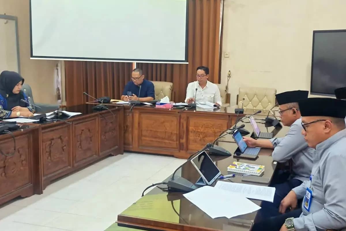 Raperda Trantibum Linmas Banyuwangi Usulkan Denda hingga Rp125 Juta bagi Toko Modern tanpa PBG-SLF