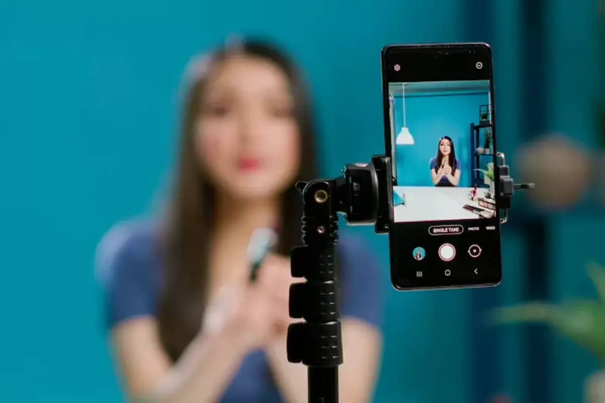 Anti Sakit Hati! Psikolog Beri Tips Hadapi Orang Baper di Room Komal TikTok
