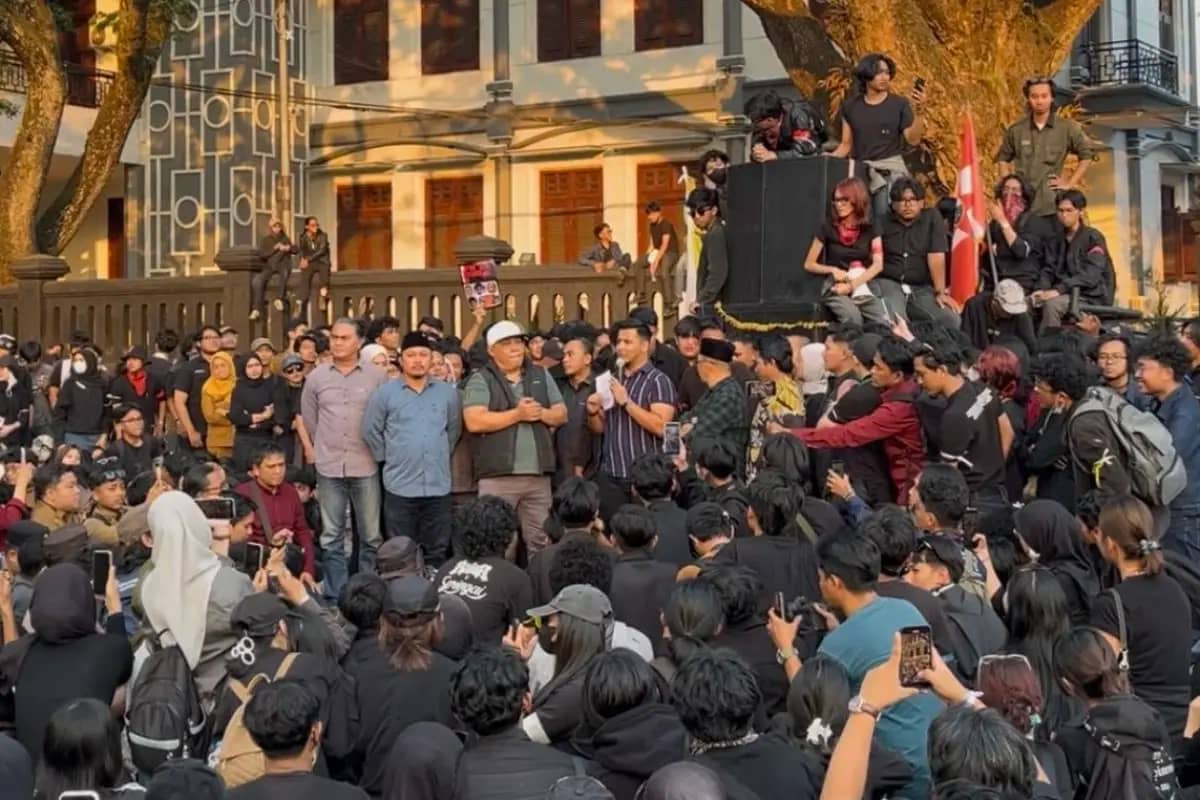 Siap Fokus Evaluasi, Wakil Ketua DPRD Kota Malang Bantah Tolak MBG dan Kopdes