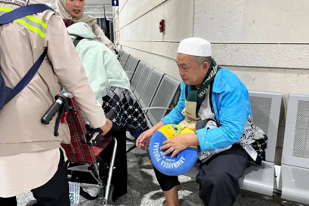 Kisah Haru Isrudin, Jemaah Haji PLM 13 yang Ikhlas Rawat Empat Lansia Selama Haji