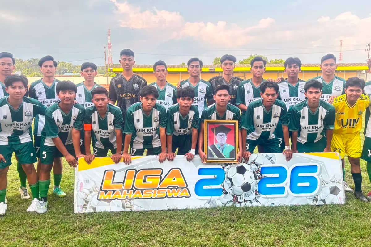 Penghormatan Terakhir untuk Prof Hepni di Laga Sepak Bola
