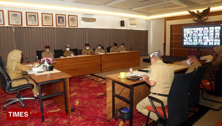 Bupati Banyuwangi Imbau Masyarakat Tetap Waspada Covid-19