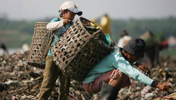 77 Tahun Indonesia Merdeka, Jutaan Rakyat Masih Miskin dan Kekurangan Gizi
