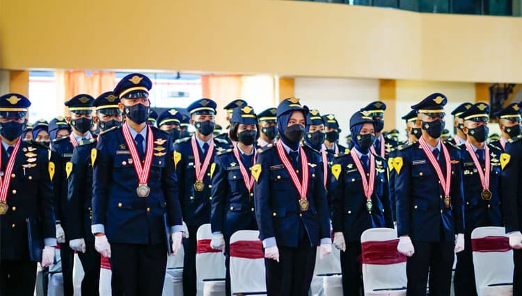 Wisuda 288 Taruna Taruni Poltekbang Surabaya, Kemenhub Sampaikan Pesan Khusus