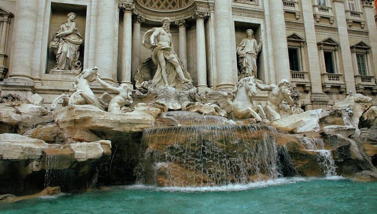 Trevi Fountain, Air Mancur Paling Tersohor dari Roma Italia