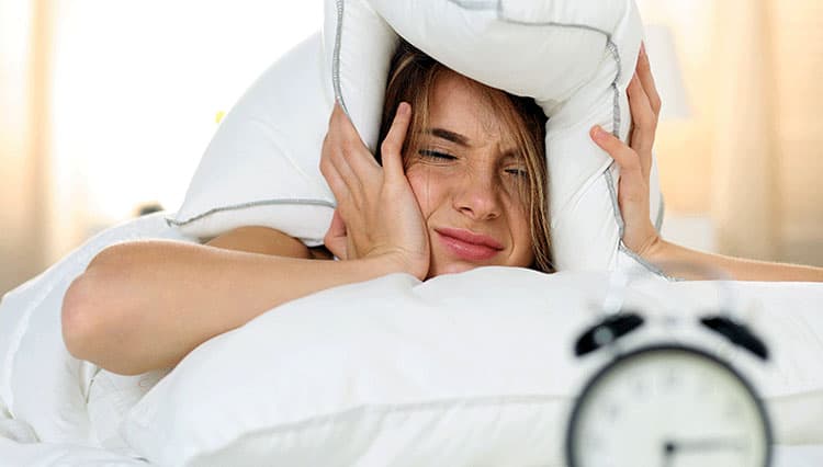 Cara Sederhana Mengatasi Insomnia, Mau Coba?
