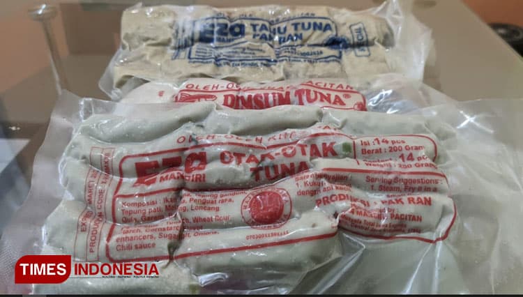 Tahu Tuna Pak Ran Pacitan Raup Omzet Jutaan Rupiah Per Hari