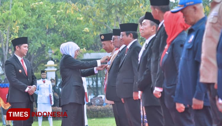 Inisiasi Pramuka Produktif, Arum Sabil Terima Lencana Jer Basuki Mawa Beya 