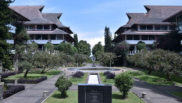 Peneliti ITB Terapkan Nanoteknologi pada Baterai Kendaraan Listrik