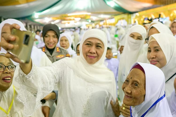 Gubernur Khofifah: Haul Akbar Jadi Kesempatan Pemberdayaan Ekonomi Santri
