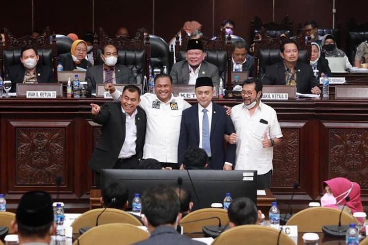 Masukan Pakar Hukum ke MPR RI: Tak Ada Alasan Menunda Pelantikan Tamsil Linrung
