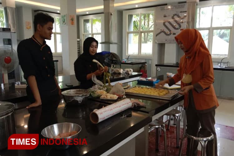SMK Mutu Gondanglegi Malang Fasilitasi Siswanya Kerja dan Kuliah ke Luar Negeri