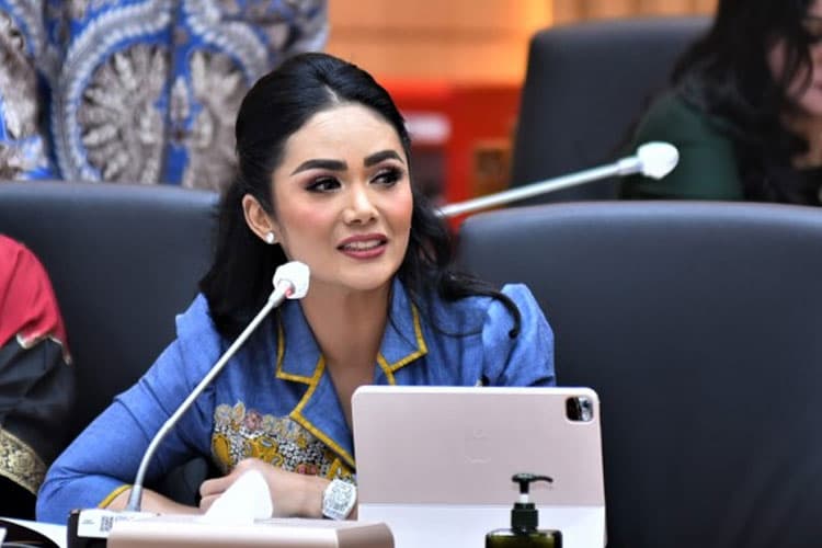 Duet Krisdayanti dan Dewa Prosakh Mencuat di Pilkada Kota Batu