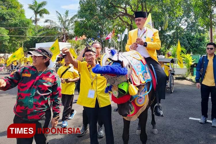 Cara Unik Dilakukan Partai Golkar Indramayu untuk Mendaftarkan Bacaleg