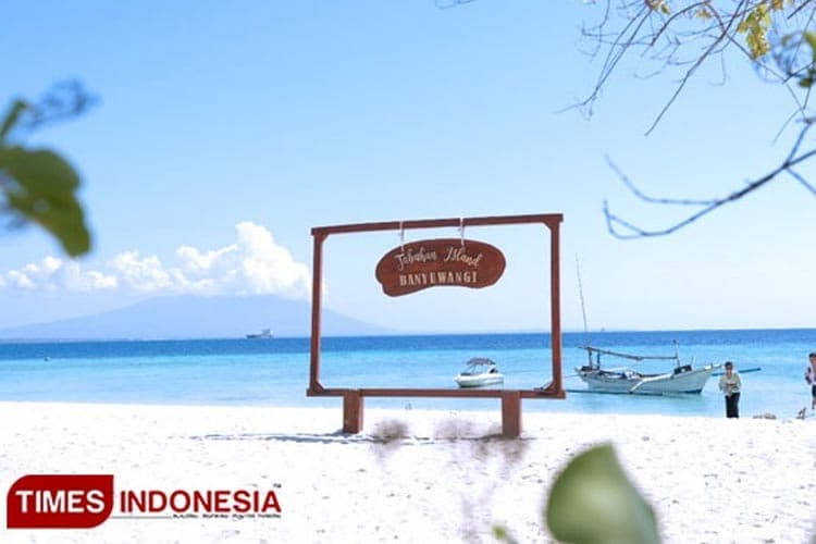 Jelajahi Keindahan Pulau Tabuhan, Destinasi Tersembunyi di Banyuwangi