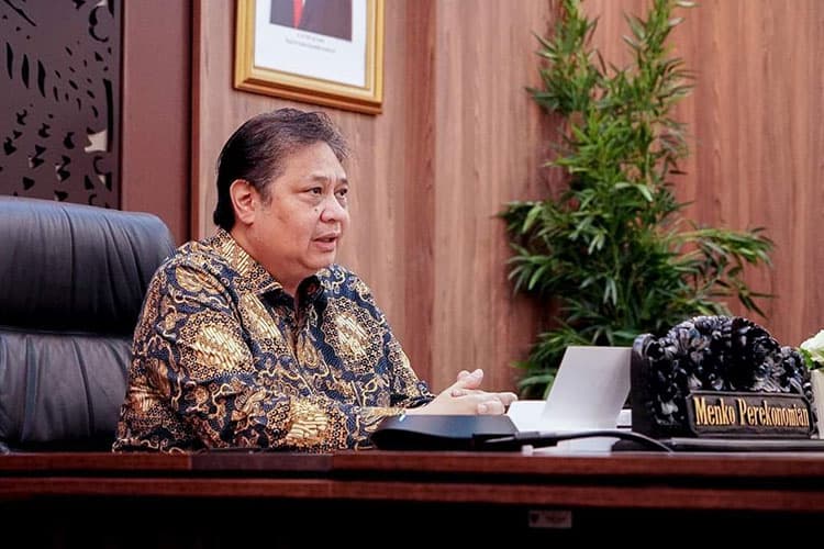 Angin Kencang Menerpa Airlangga Hartanto, dari Dugaan Korupsi hingga Dikudeta dari Ketum Golkar