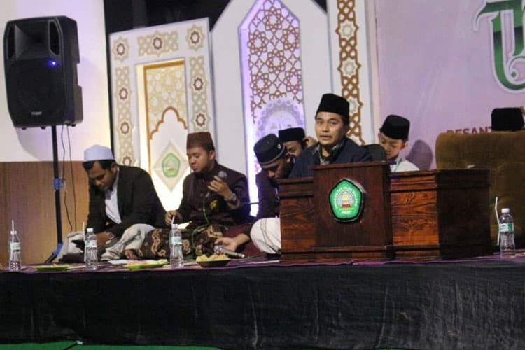 Penutupan MOSAY, PKAY Unisma Malang Hadirkan Intelektual Muda Sekaligus Penulis Buku Best Seller