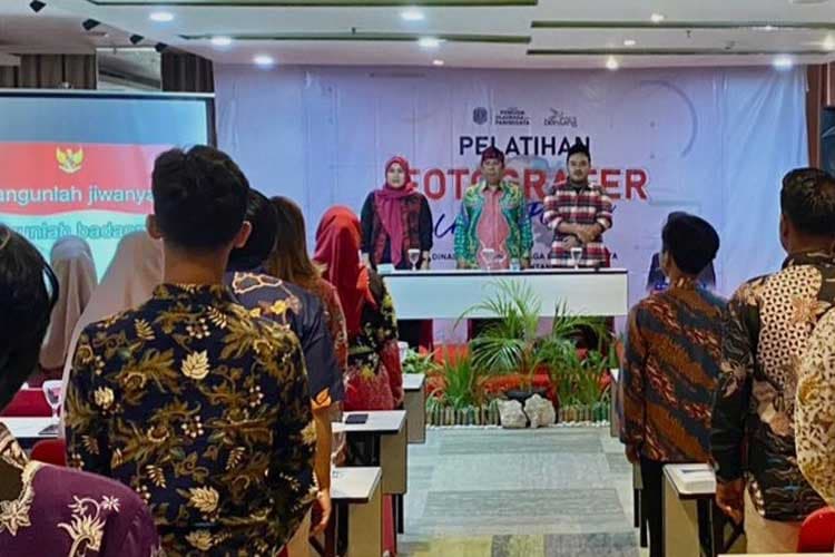 Dispopar Bontang Latih Fotografi 28 Pemuda, Berharap Ikut Promosikan Pariwisata