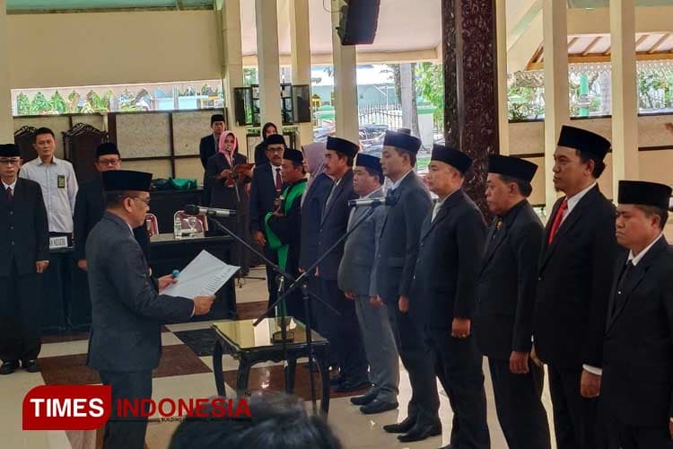 Bermasalah, Pj Bupati Bondowoso Kembalikan 8 Kepala OPD ke Posisi Semula