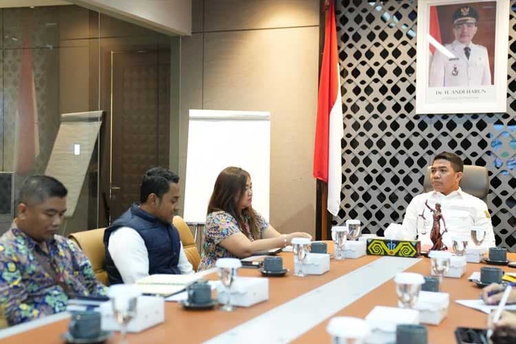 Andi Harun Tanggapi Positif Rencana Renovasi Stadion Gor Segiri Samarinda 