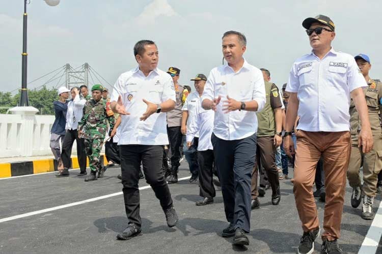 Bey Machmudin Resmikan Jembatan Walahar, Tingkatkan Aksesibilitas Masyarakat