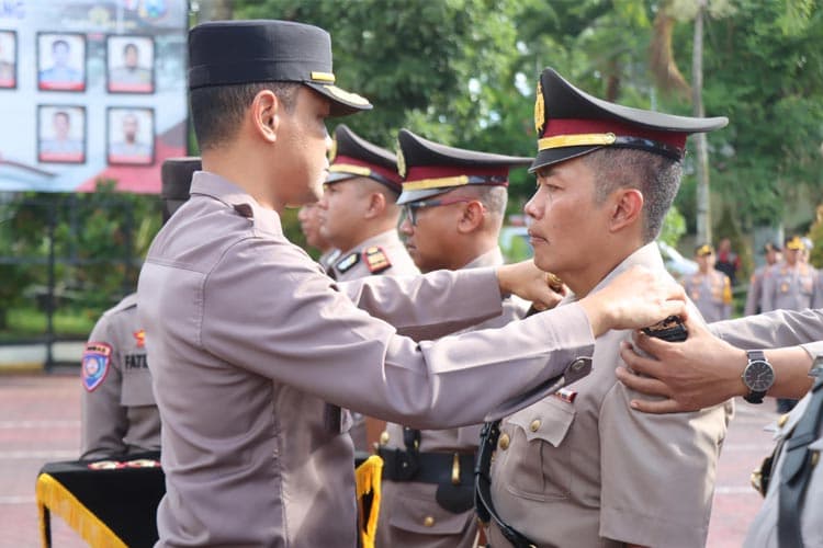 Sertijab Kasat Resnarkoba, Kapolres Malang Tekankan Kinerja dan Pelayanan Meningkat