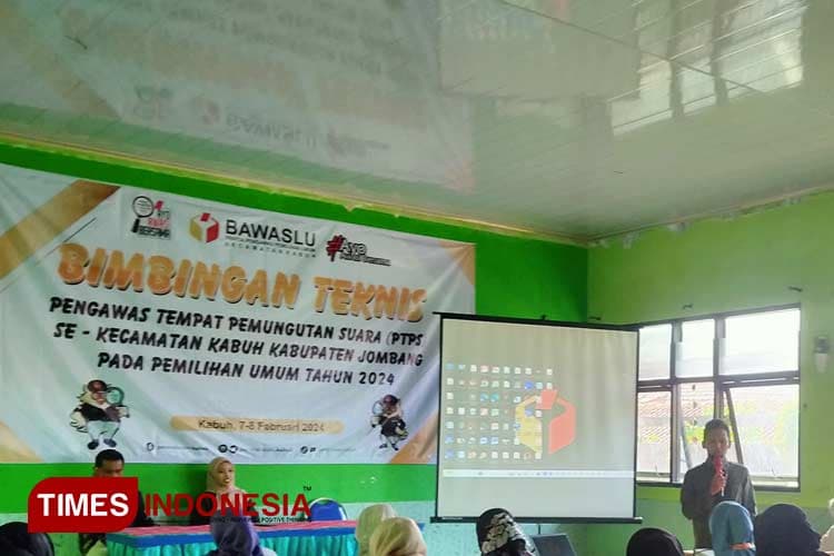 Bawaslu Jombang Gelar Bimtek PTPS