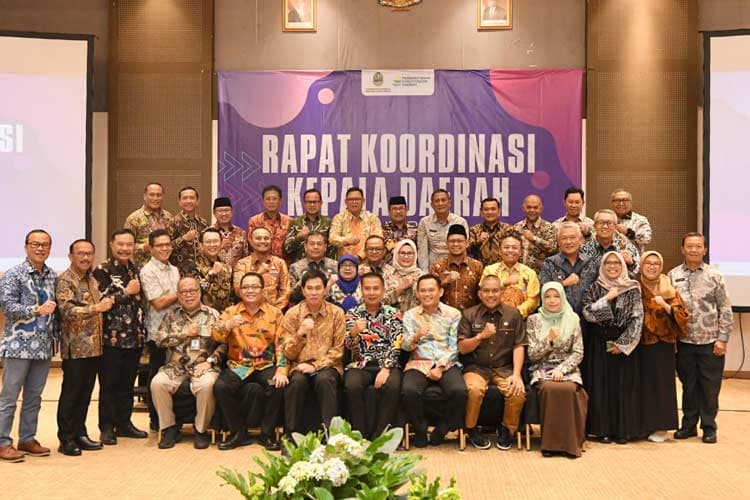 Bey Machmudin Apresiasi Kerja Kolekif Bupati dan Wali Kota pada Pemilu 2024