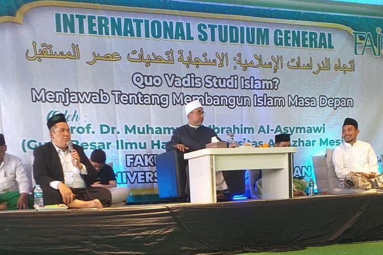 Menggambar Masa Depan Studi Islam, FAI Unisla Gelar International Stadium General