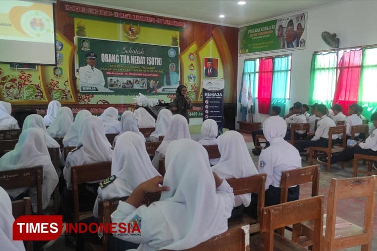 Tambang Emas PT BSI Beri Edukasi Bahaya Pernikahan Dini Kepada Pelajar Banyuwangi