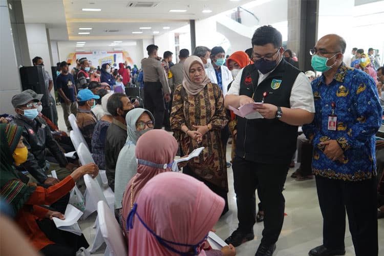 Bupati Kediri Permudah Akses Layanan Kesehatan Bagi Warganya